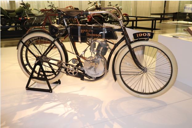 1905 Harley Davidson 