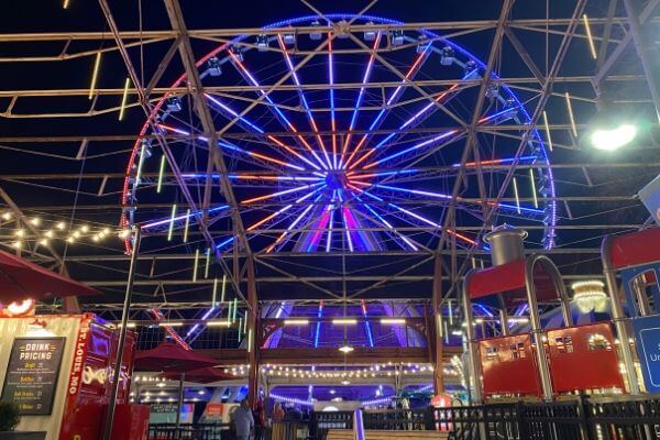 Union Station Attractions - The Wheel