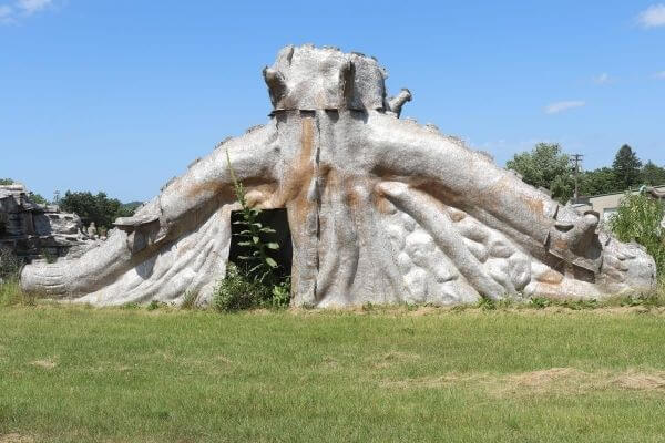 FAST Fiberglass Mold Graveyard – Sparta, Wisconsin - Atlas Obscura