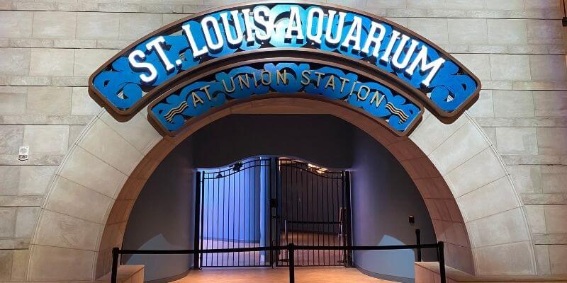 Union Station Aquarium entrance