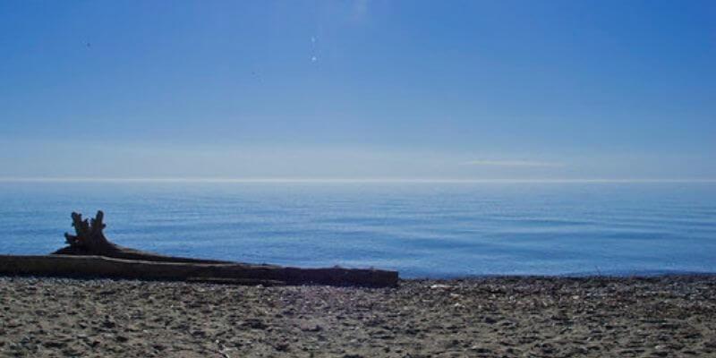 Lions Den Gorge Beach 