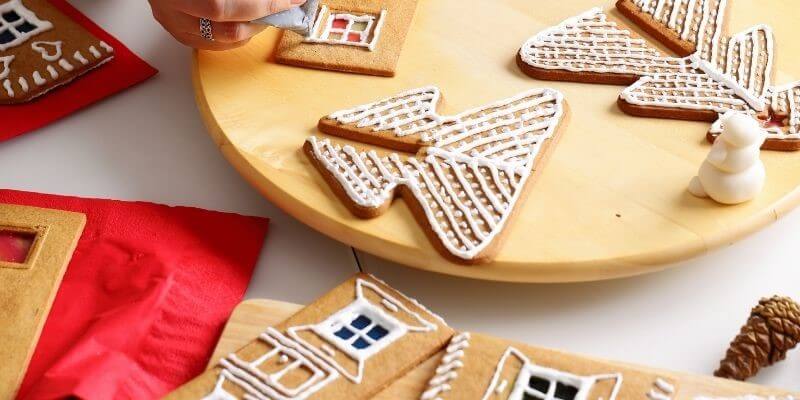 Make a gingerbread house for a Christmas date night