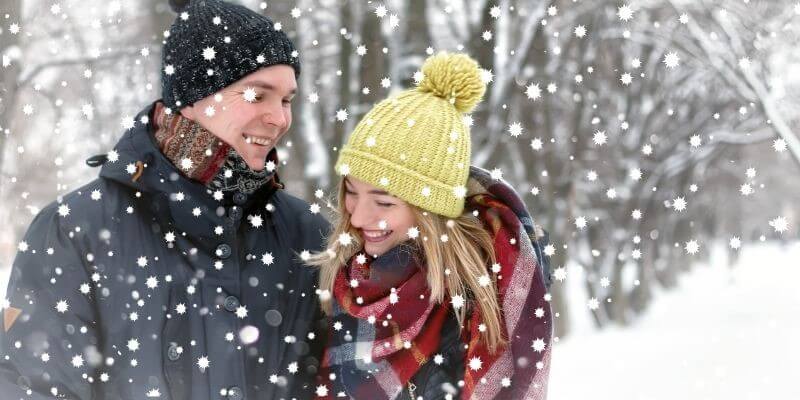 Romantic Christmas Date, walk in the snow