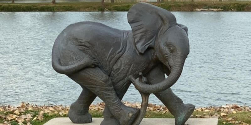 Quirky elephant at zoo entrance