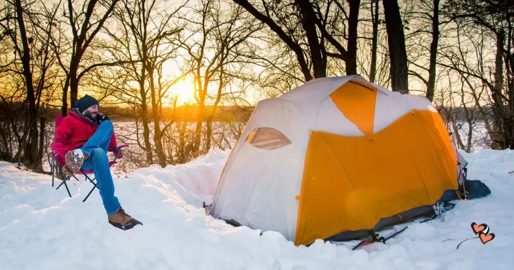 Camping Wisconsin Dells in winter