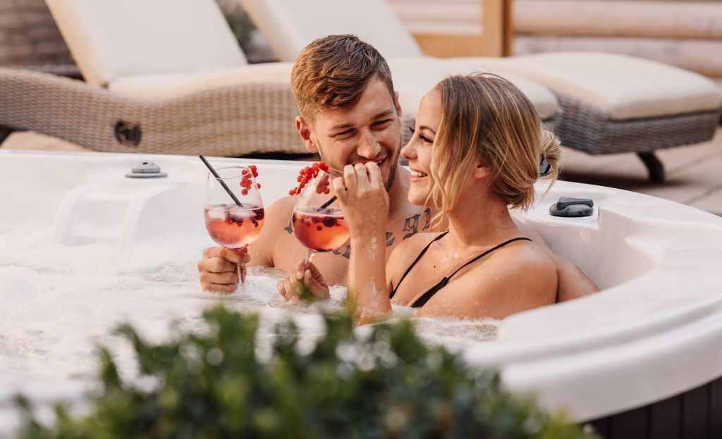Romantic hotel ideas couple in the hot tub