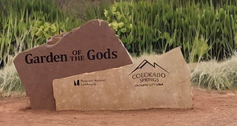 Best Garden of the Gods Hikes For Couples 2024